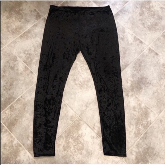 🆕 Adam Levine velour solid black stretchy leggings size large pull on - Picture 4 of 9